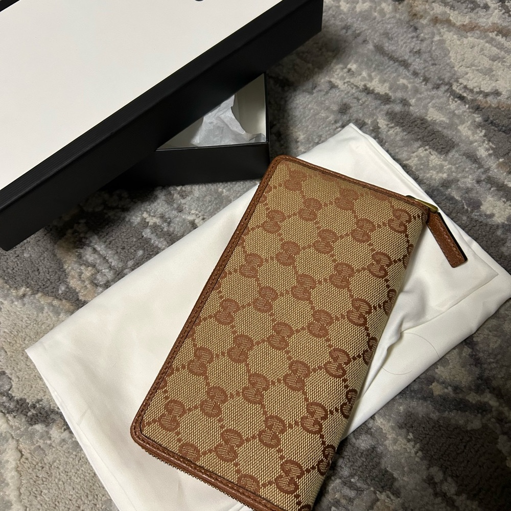 New Gucci Long Wallet Yankees GG Supreme Brown Zip Long Wallet Beige With Box - Picture 3 of 6